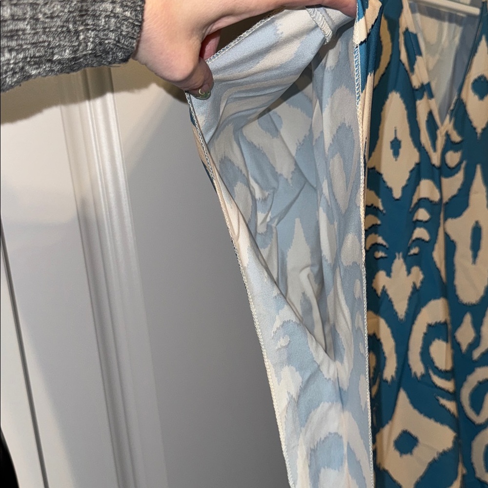 Kaftan Dress Blue and Cream Patterned V-Neck Maxi Dress - Picture 4 of 6
